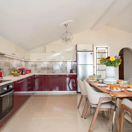 Casa Di Cuore - Beachfront Holiday home