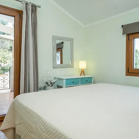 Casa Di Cuore - Beachfront Holiday home Argassi